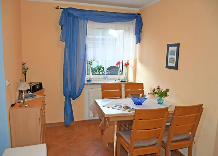 Mit Kamin Am Selliner Seepark Séjour chez l'habitant Sellin (Rugen)