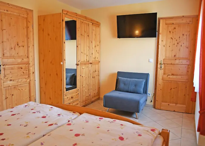 Mit Kamin Am Selliner Seepark Séjour chez l'habitant *