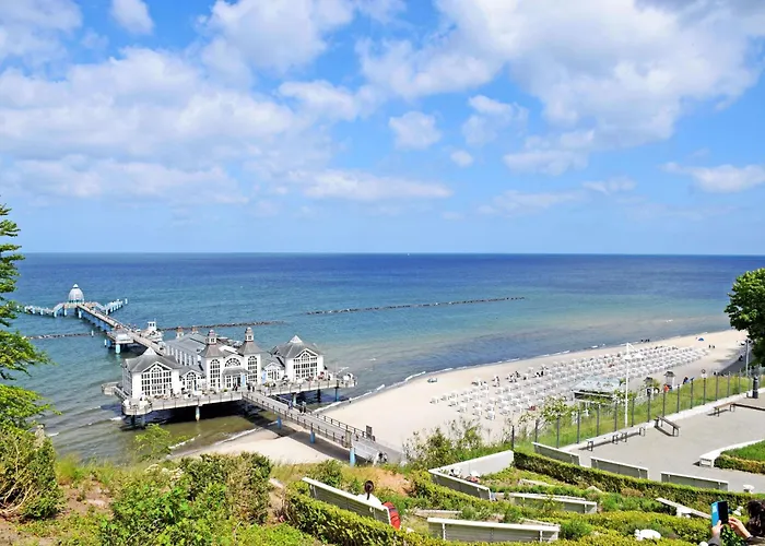 Mit Kamin Am Selliner Seepark *